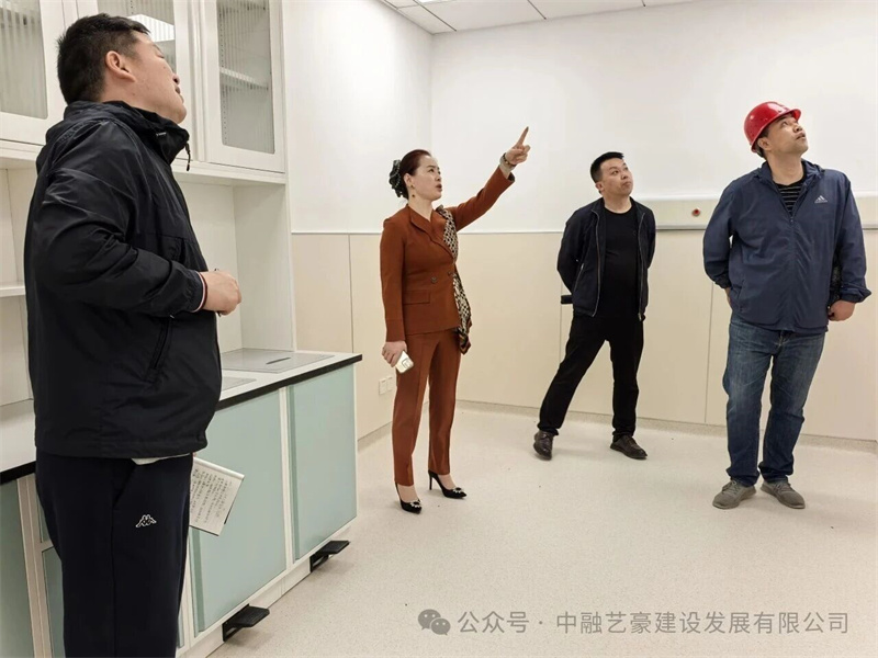 ���G�����L���c�������m���ڽ��Ŀһ���z��ָ����ο���T��